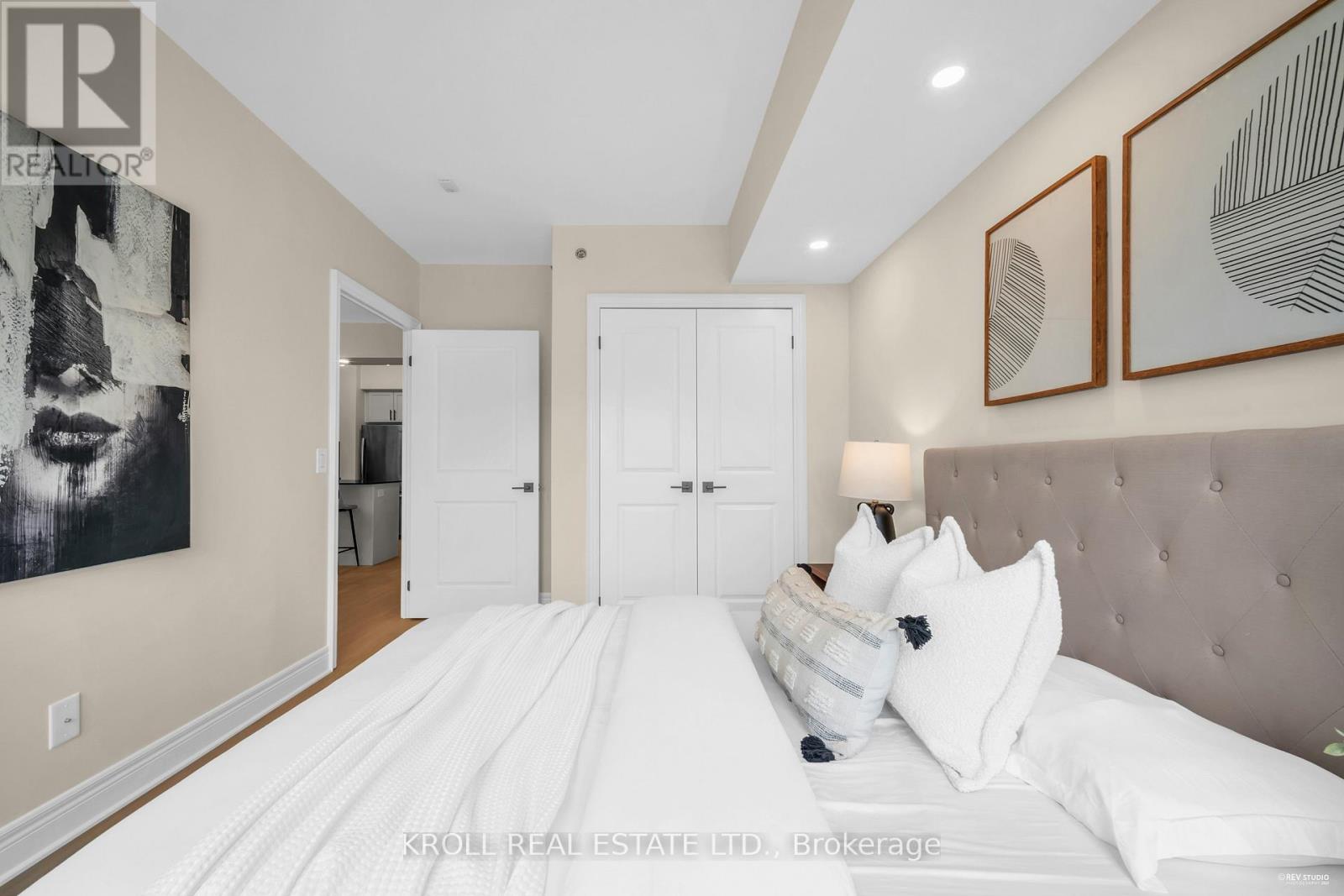 229 - 701 Sheppard Avenue W, Toronto, Ontario  M3H 0B2 - Photo 34 - C12178335