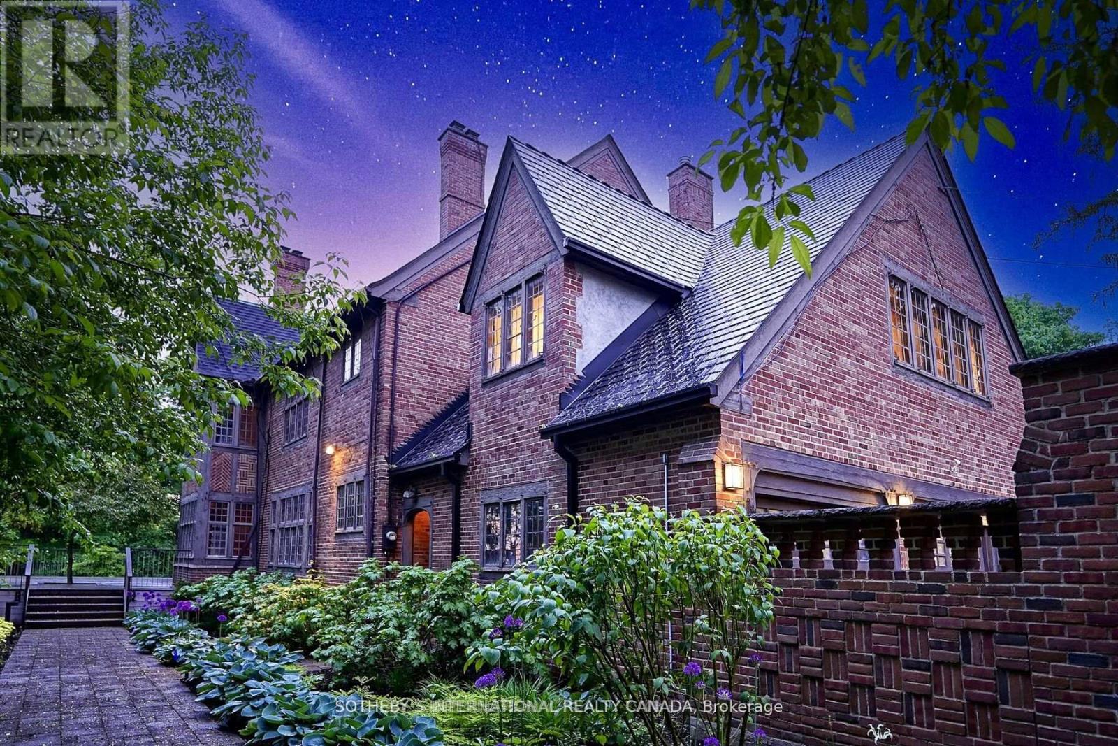 372 Old Yonge Street, Toronto (St. Andrew-Windfields), Ontario  M2P 1R4 - Photo 7 - C12178366