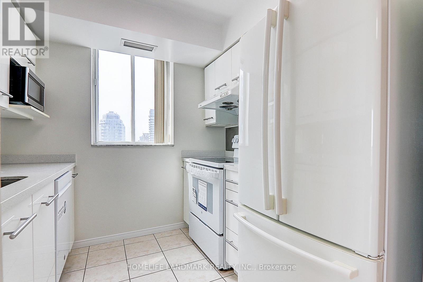 2507 - 1 Pemberton Avenue, Toronto, Ontario  M2M 4L9 - Photo 13 - C12178423