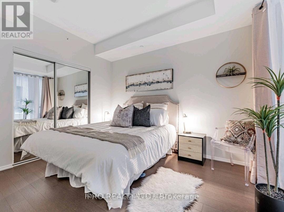 308 - 70 Temperance Street, Toronto, Ontario  M5H 4E8 - Photo 8 - C12178424