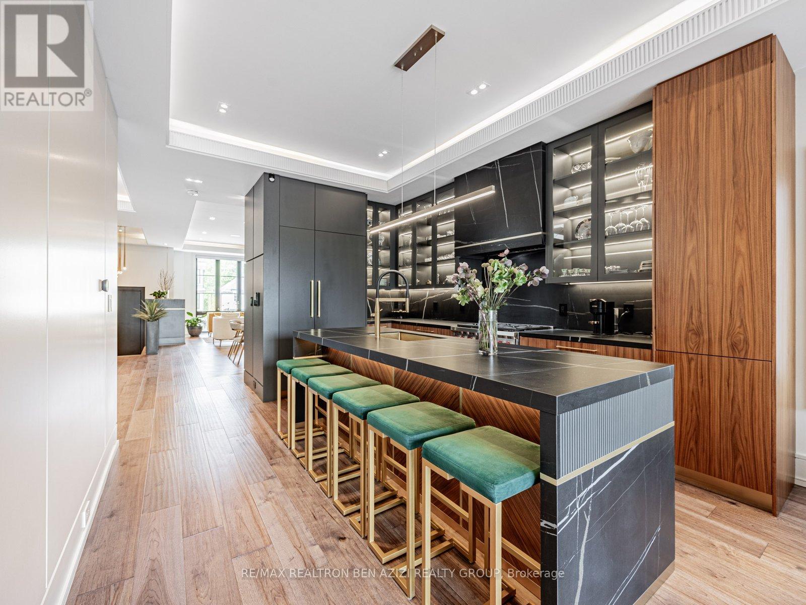 323 Melrose Avenue, Toronto (Lawrence Park North), Ontario  M5M 1Z5 - Photo 11 - C12178529