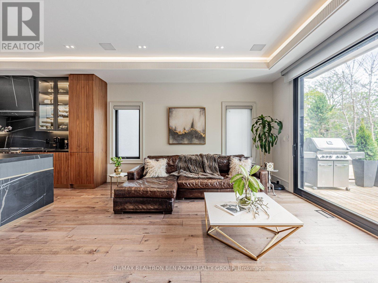323 Melrose Avenue, Toronto (Lawrence Park North), Ontario  M5M 1Z5 - Photo 14 - C12178529