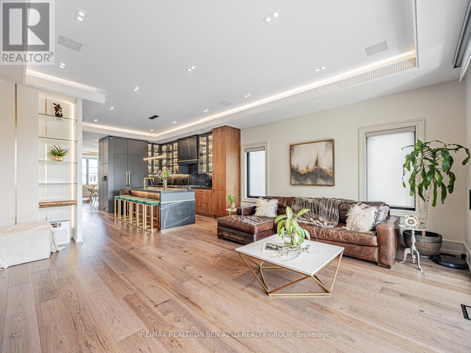 323 Melrose Avenue, Toronto (Lawrence Park North), Ontario  M5M 1Z5 - Photo 15 - C12178529