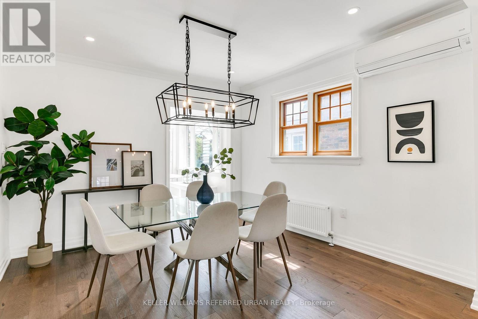 21 Donegall Drive, Toronto, Ontario  M4G 3G6 - Photo 7 - C12178535