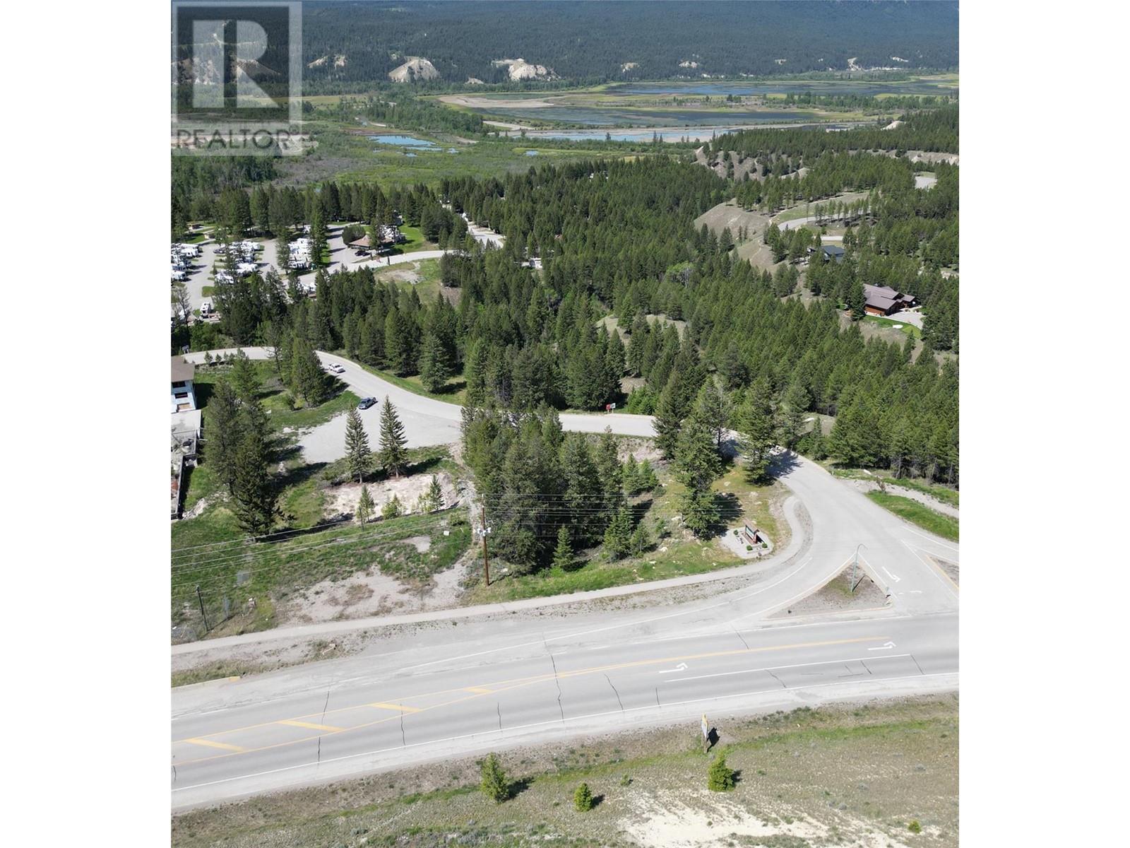 7254 RADIUM VALLEY Road, Radium Hot Springs, BC V0A1M0