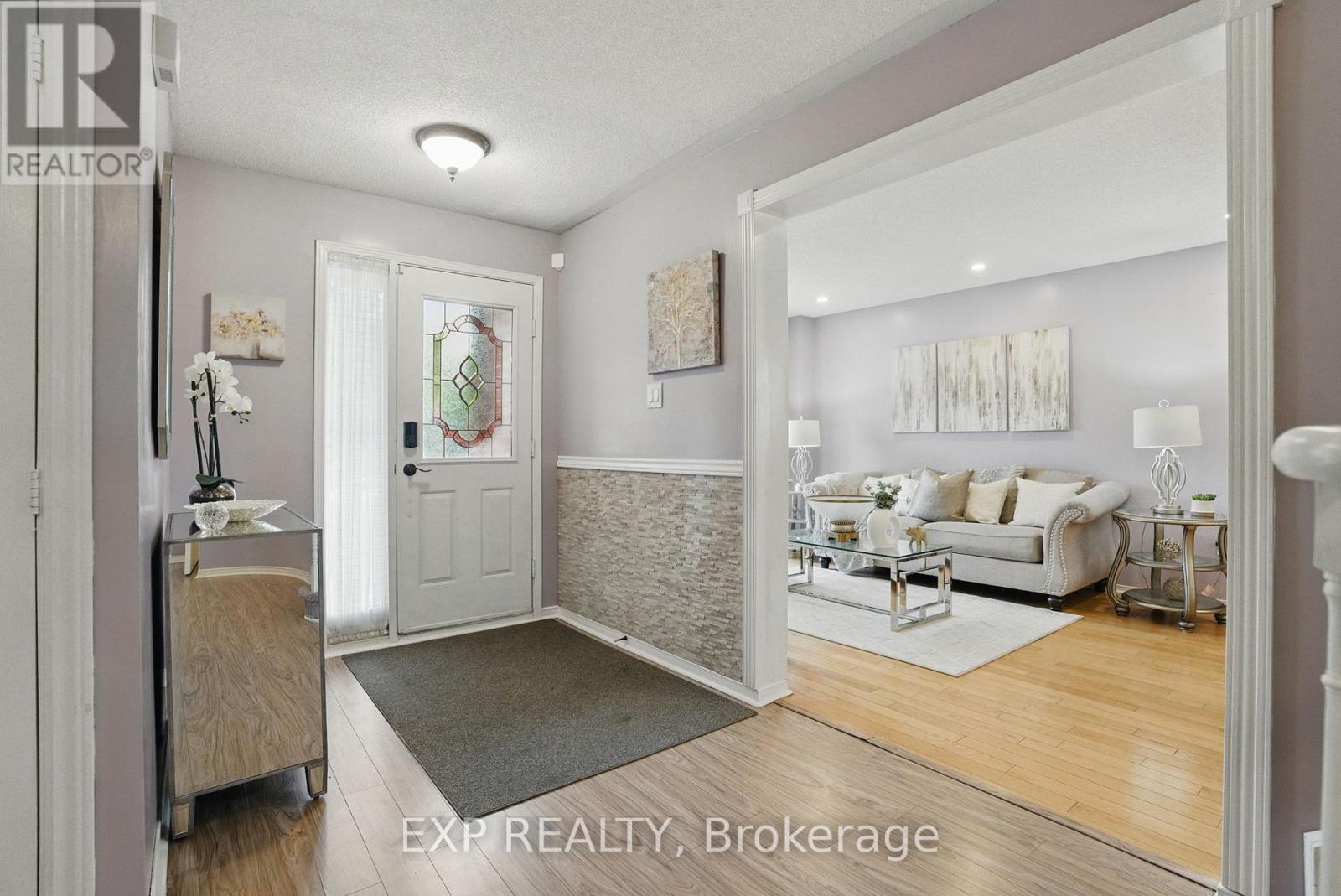 Property at 1041 RIDGE VALLEY DRIVE image 4