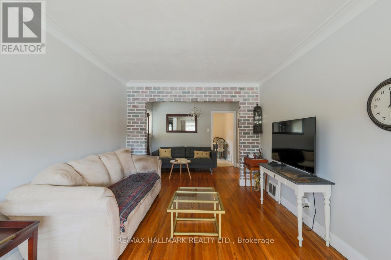 24 Phenix Drive, Toronto, Ontario  M1N 3H9 - Photo 3 - E12178364