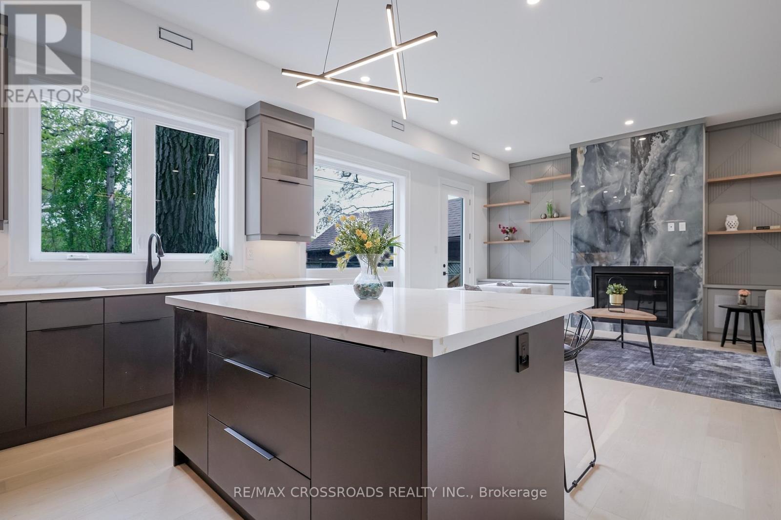 112 Blantyre Avenue, Toronto, Ontario  M1N 2R5 - Photo 14 - E12178451