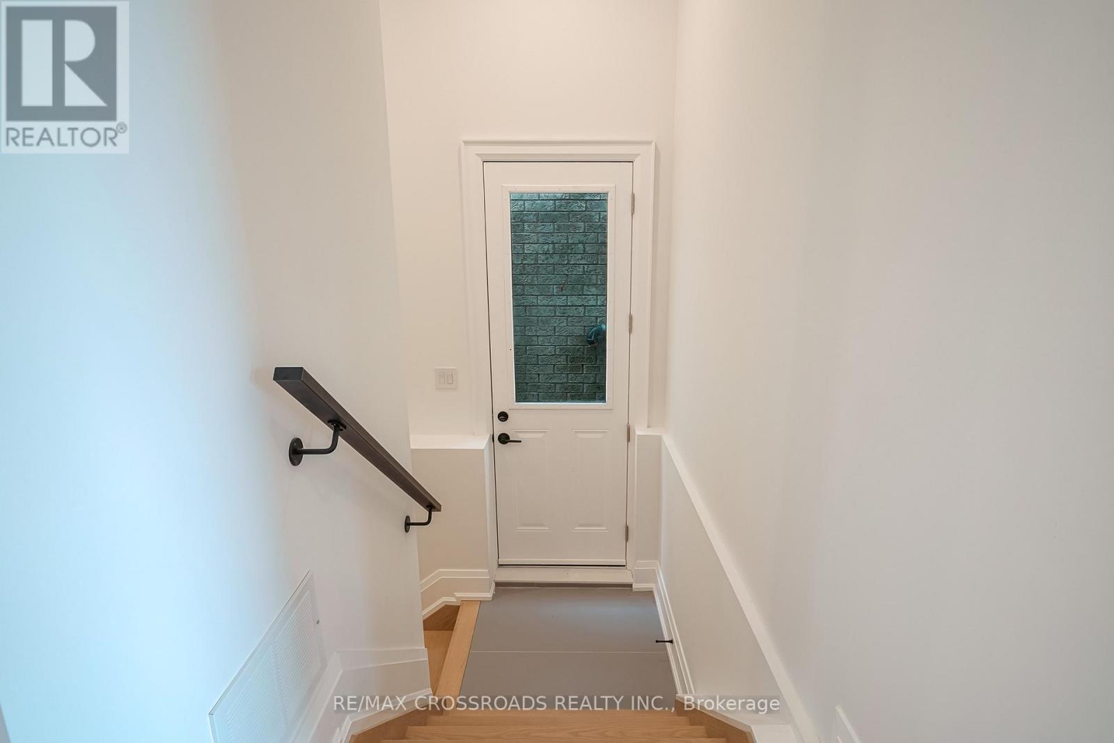 112 Blantyre Avenue, Toronto (Birchcliffe-Cliffside), Ontario  M1N 2R5 - Photo 36 - E12178451