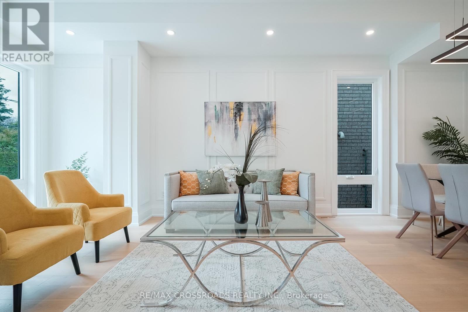 112 Blantyre Avenue, Toronto, Ontario  M1N 2R5 - Photo 6 - E12178451
