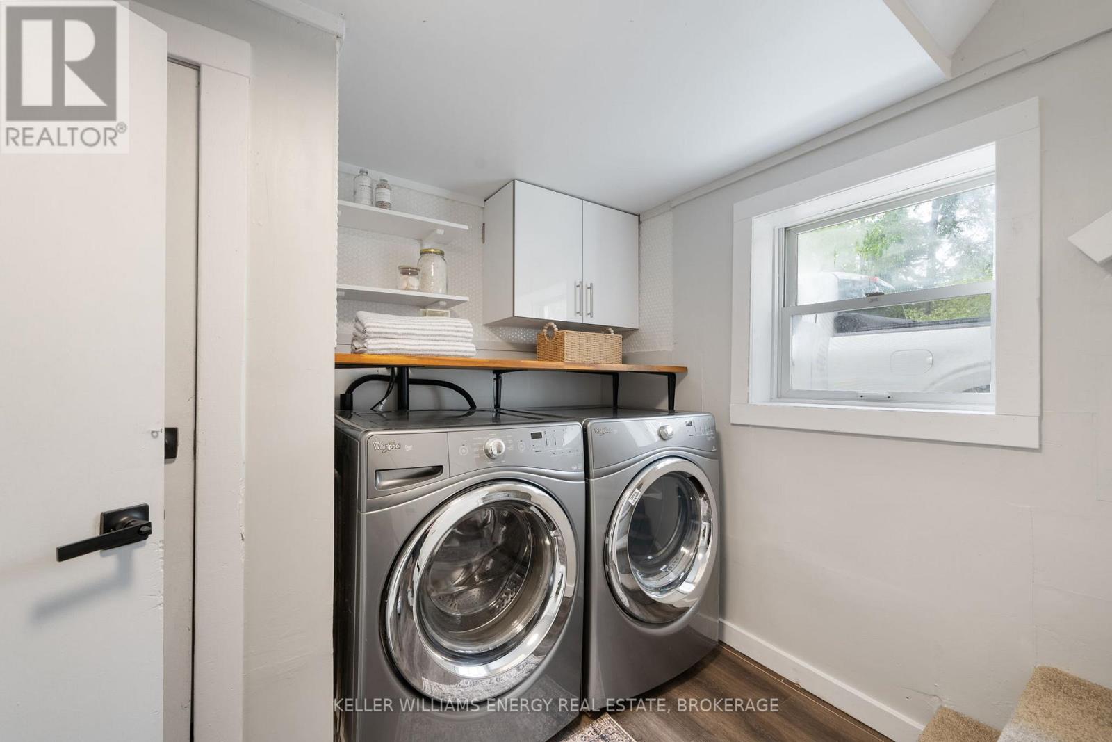 24 Water Street, Kawartha Lakes (Lindsay), Ontario  K9V 2C8 - Photo 21 - X12178537