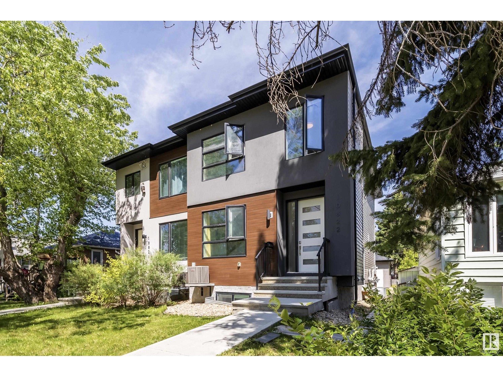 Property at 10822 66 AV NW image 1