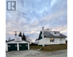 101 Albany PL, Longlac, Ontario