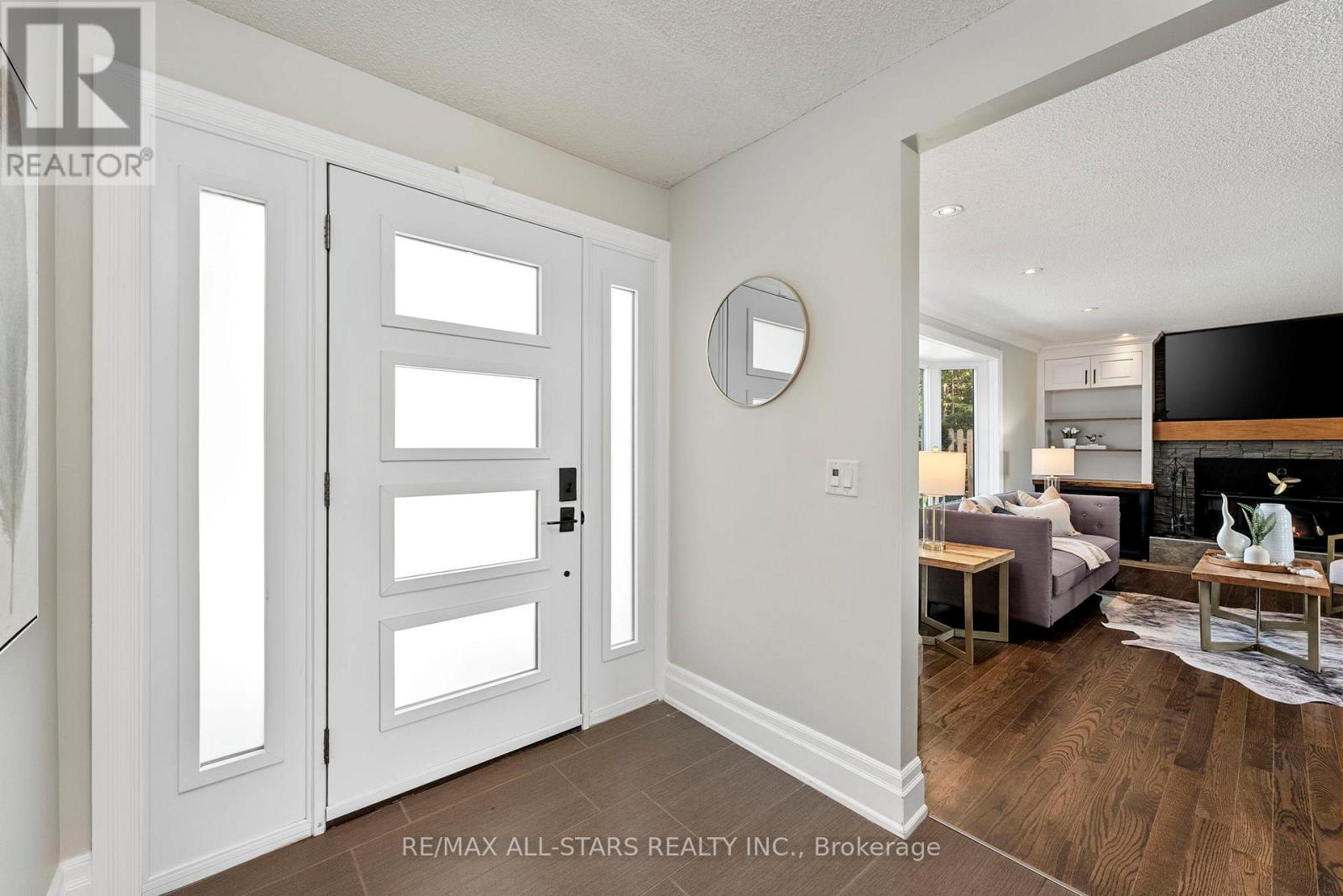 21002 Leslie Street, East Gwillimbury, Ontario  L0G 1R0 - Photo 4 - N12178313