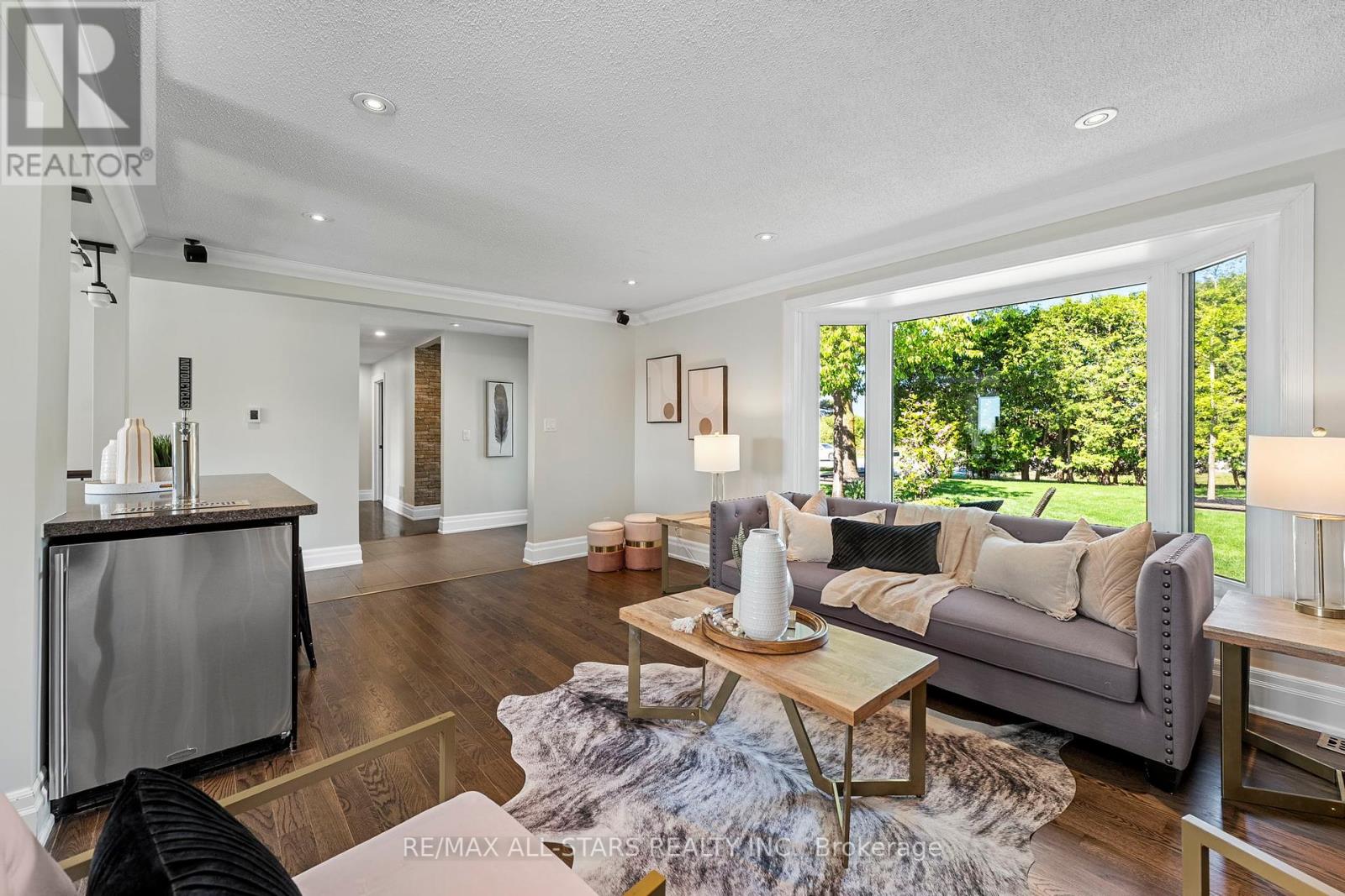 21002 Leslie Street, East Gwillimbury, Ontario  L0G 1R0 - Photo 8 - N12178313