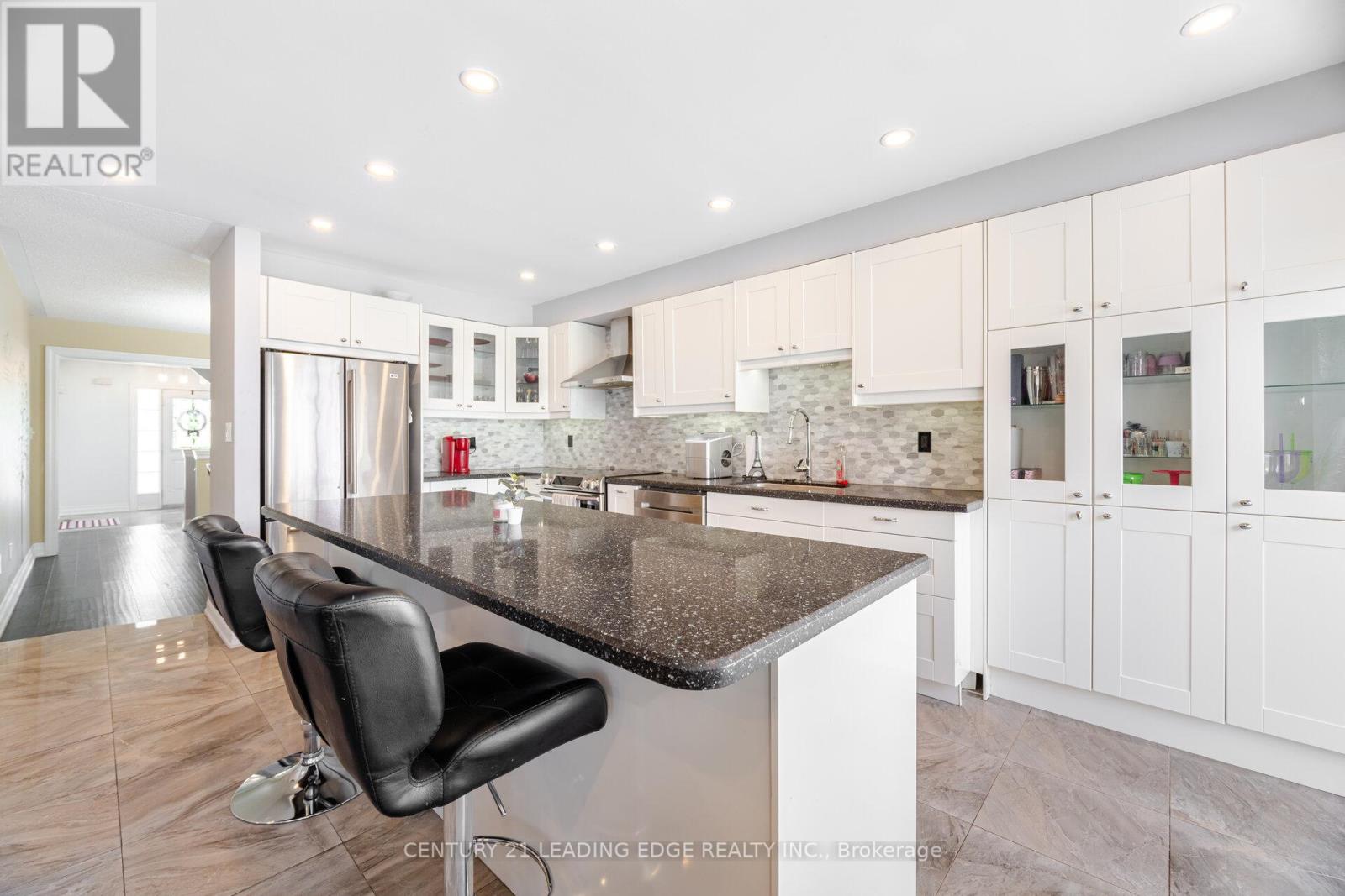15 William Stark Road, Whitchurch-Stouffville, Ontario  L4A 0H5 - Photo 12 - N12178362
