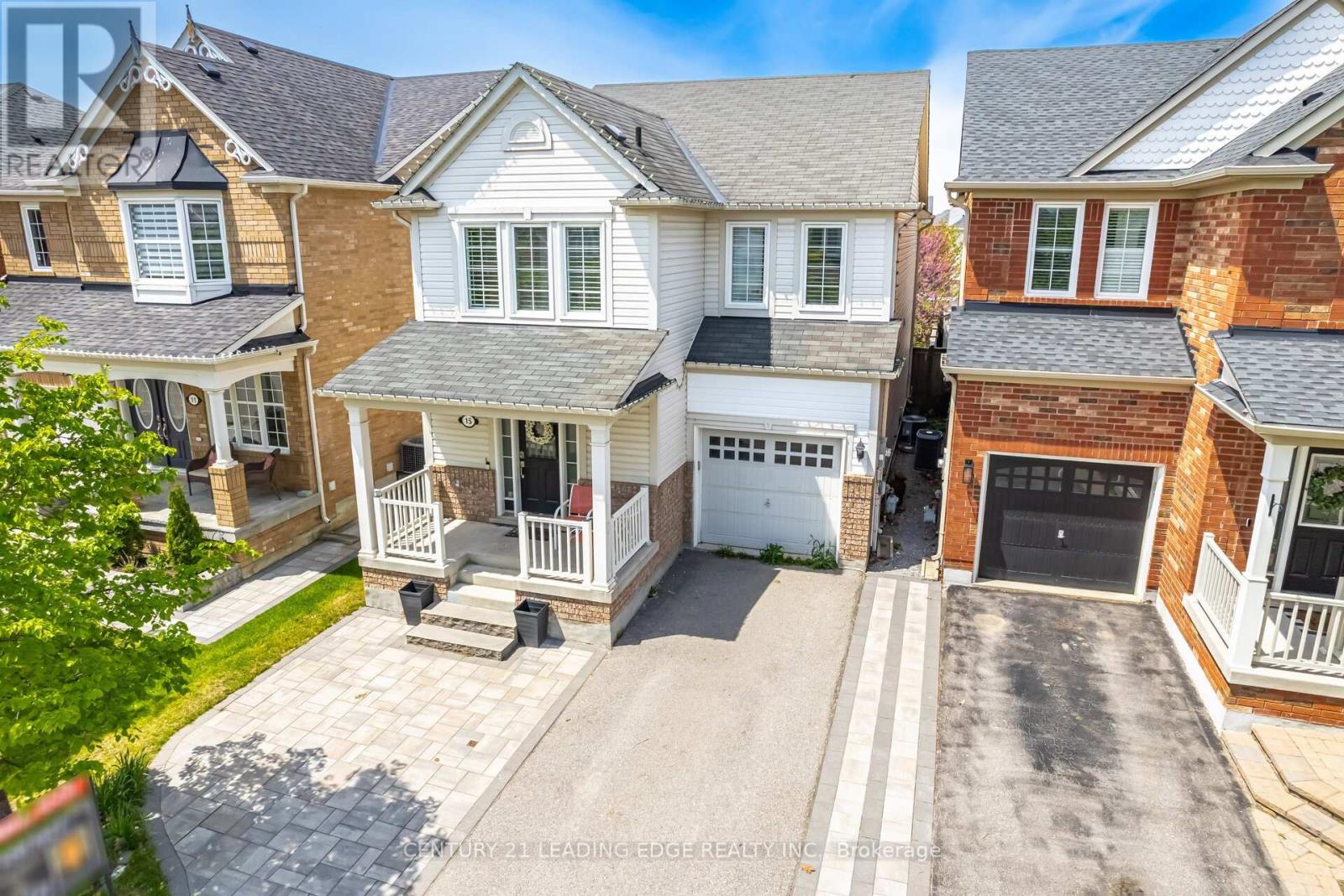 15 William Stark Road, Whitchurch-Stouffville, Ontario  L4A 0H5 - Photo 2 - N12178362