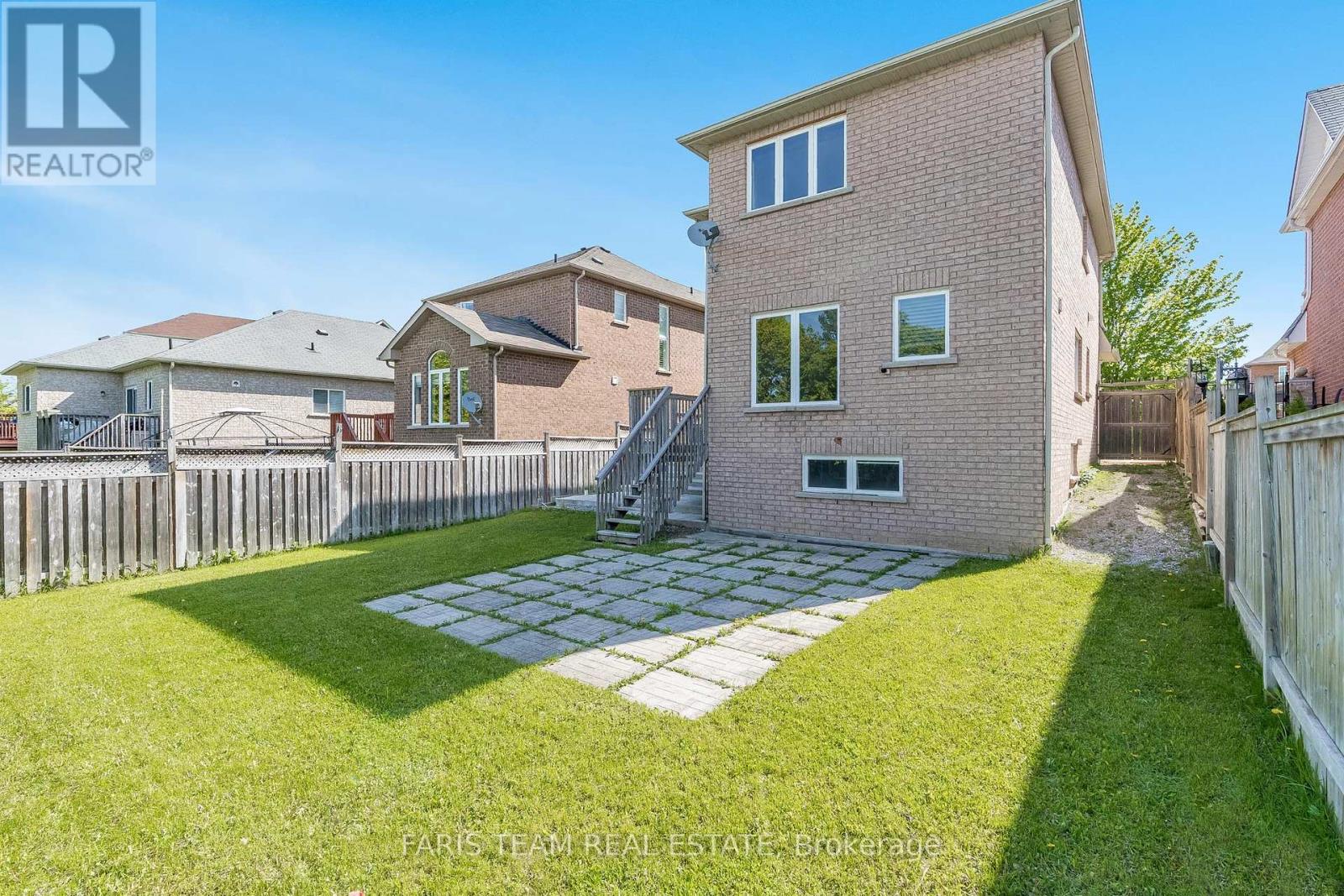 1244 Mary-Lou Street, Innisfil, Ontario  L9S 0E5 - Photo 21 - N12178463