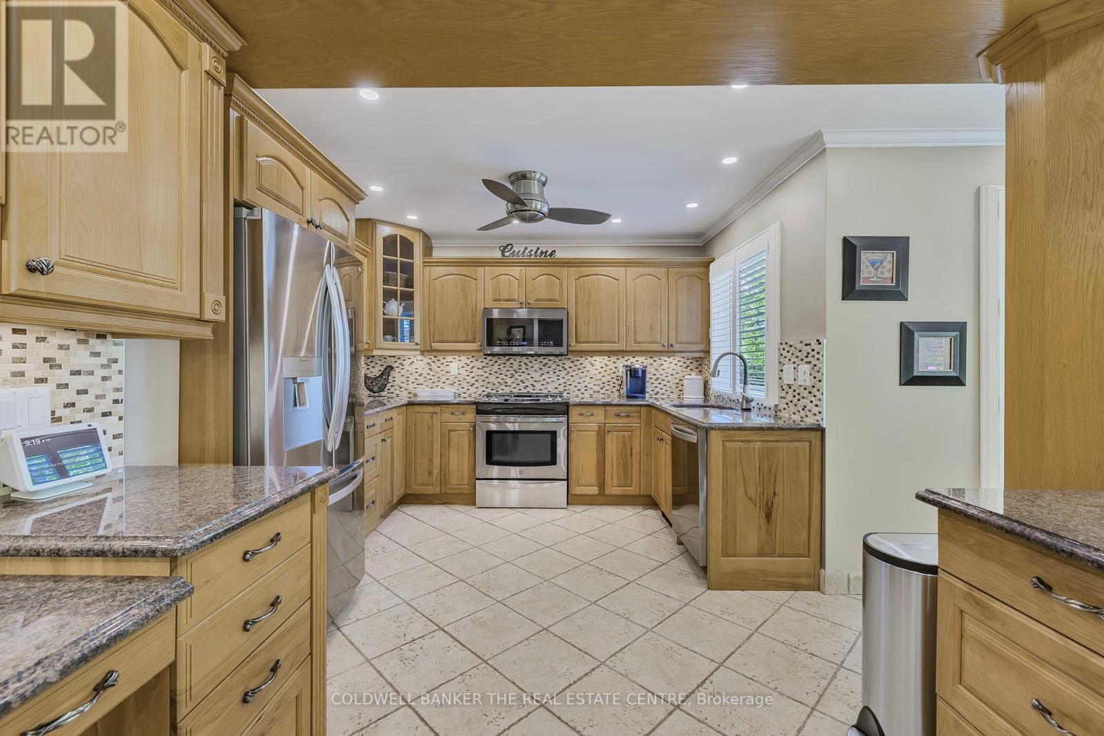 96 Lambeth Court, Newmarket, Ontario  L3Y 6S1 - Photo 11 - N12178473