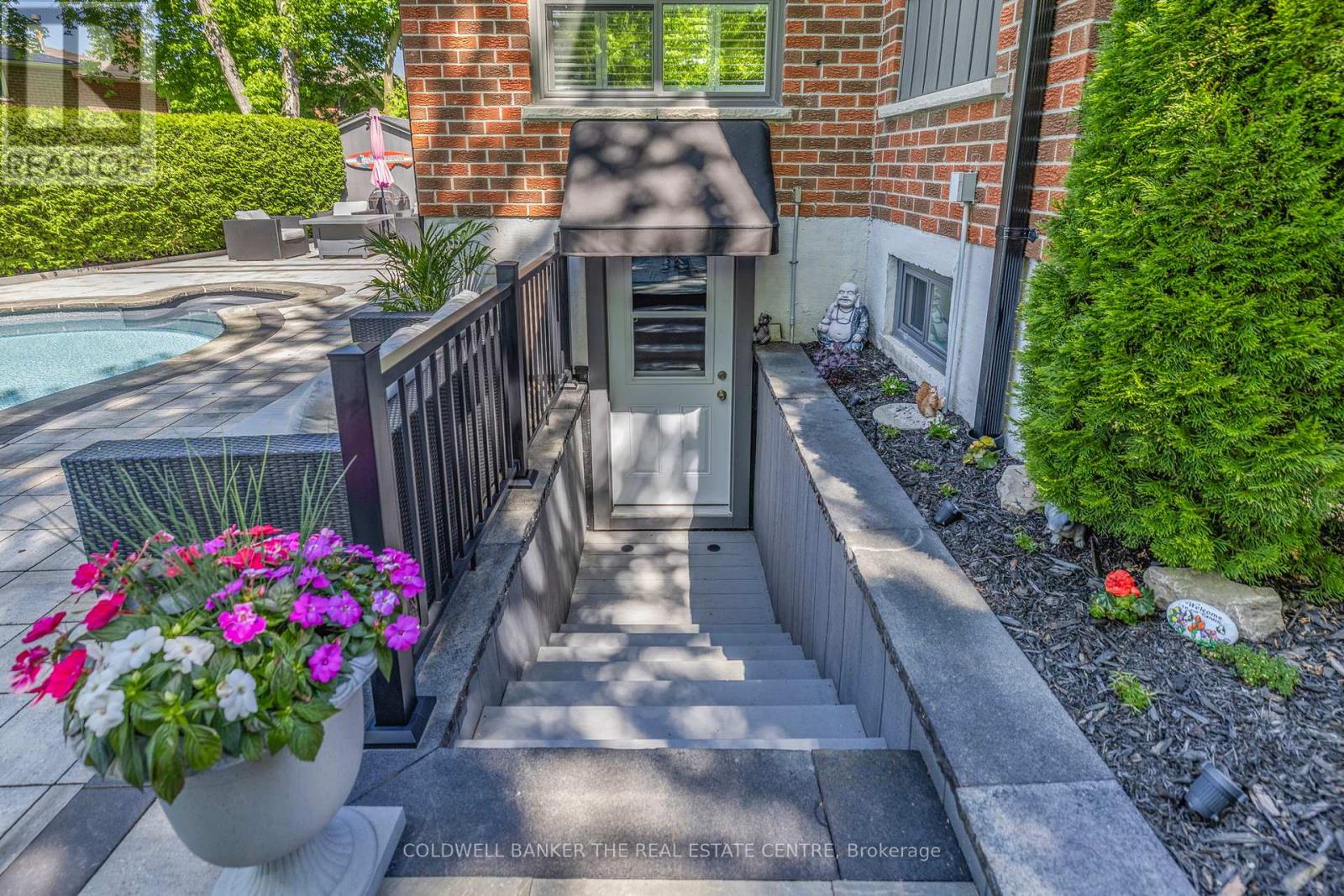 96 Lambeth Court, Newmarket, Ontario  L3Y 6S1 - Photo 48 - N12178473