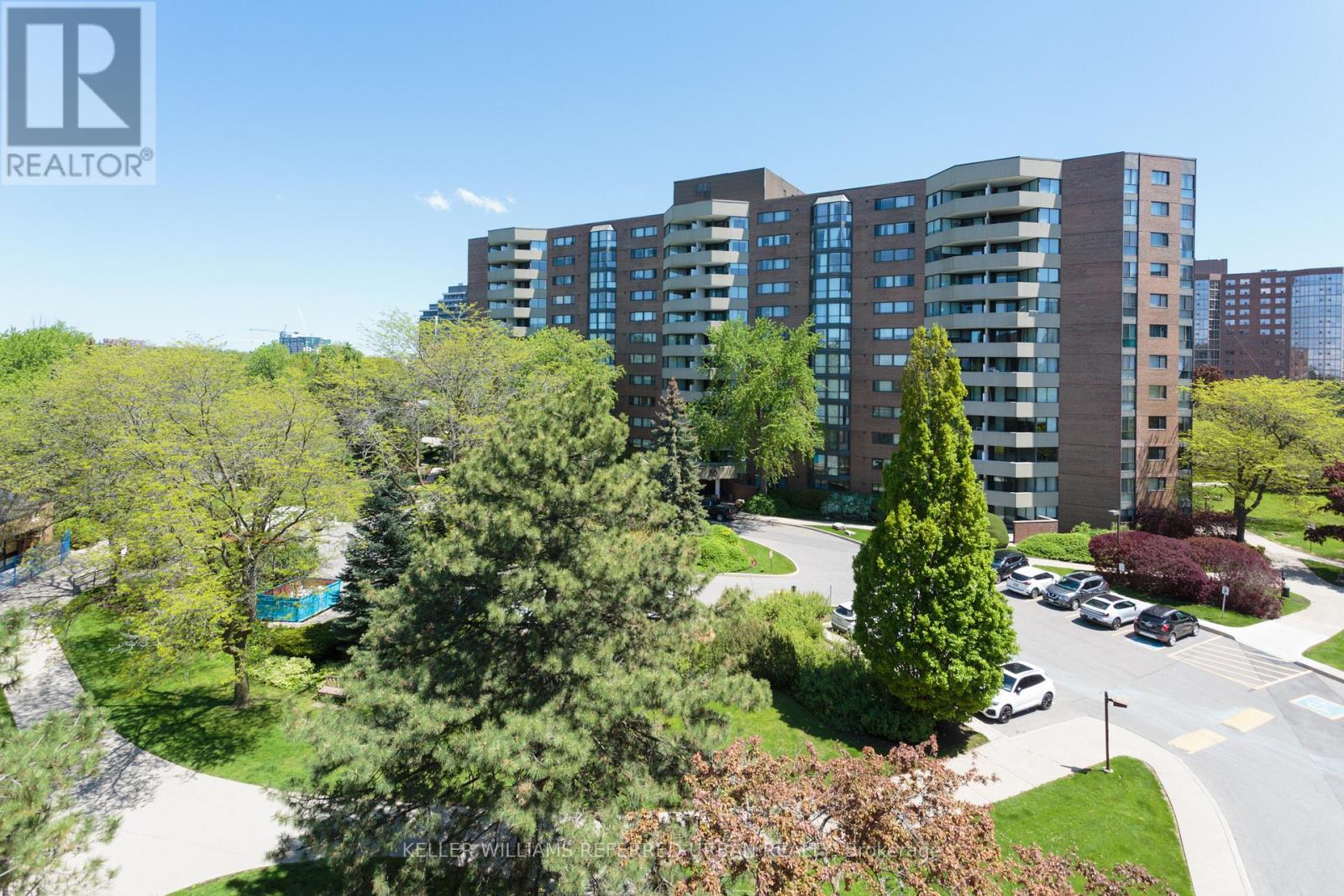 605 - 70 Baif Boulevard, Richmond Hill, Ontario  L4C 5L2 - Photo 3 - N12178512