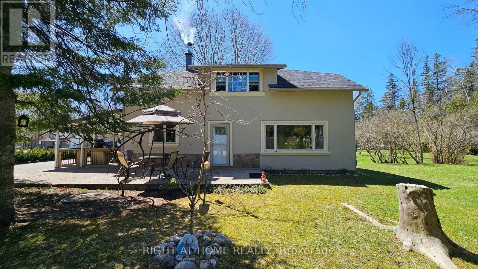 Property at 640 TINY BEACHES ROAD N image 1