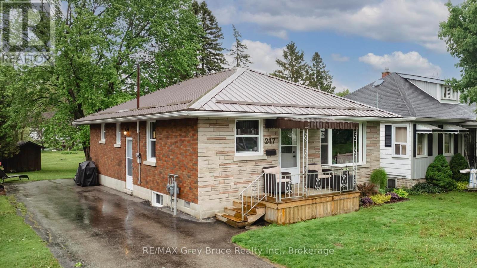 247 ALBERT STREET S, West Grey, Ontario