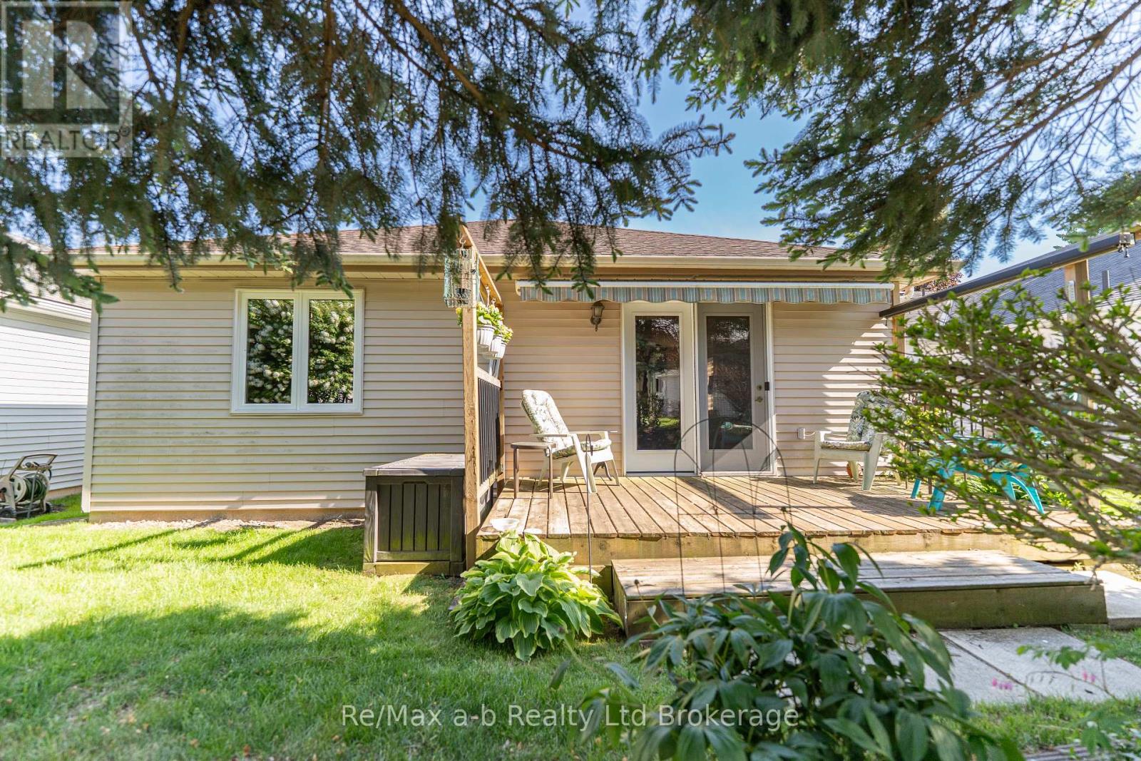 19 Brasher Drive, Tillsonburg, Ontario  N4G 5T2 - Photo 22 - X12178558