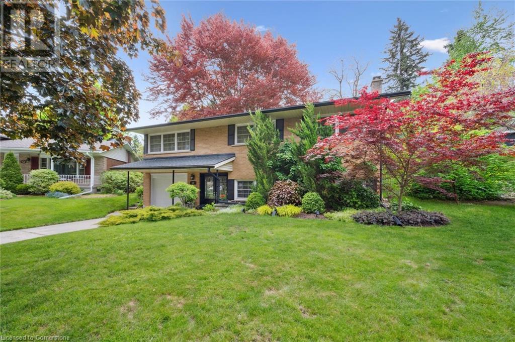 Property at 12 GLENDALE Place image 3