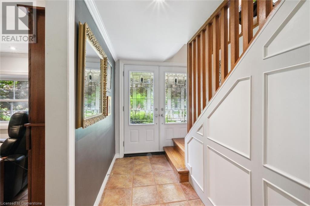 Property at 12 GLENDALE Place image 5