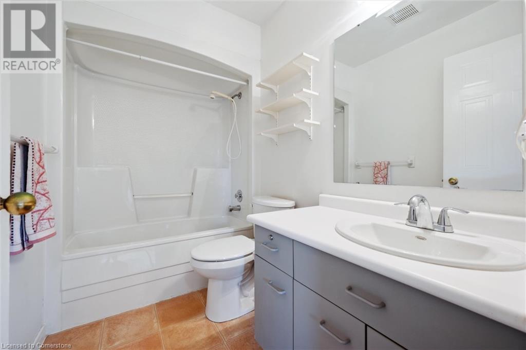 565 Greenfield Avenue Unit# 512, Kitchener, Ontario  N2C 2P4 - Photo 18 - 40734283