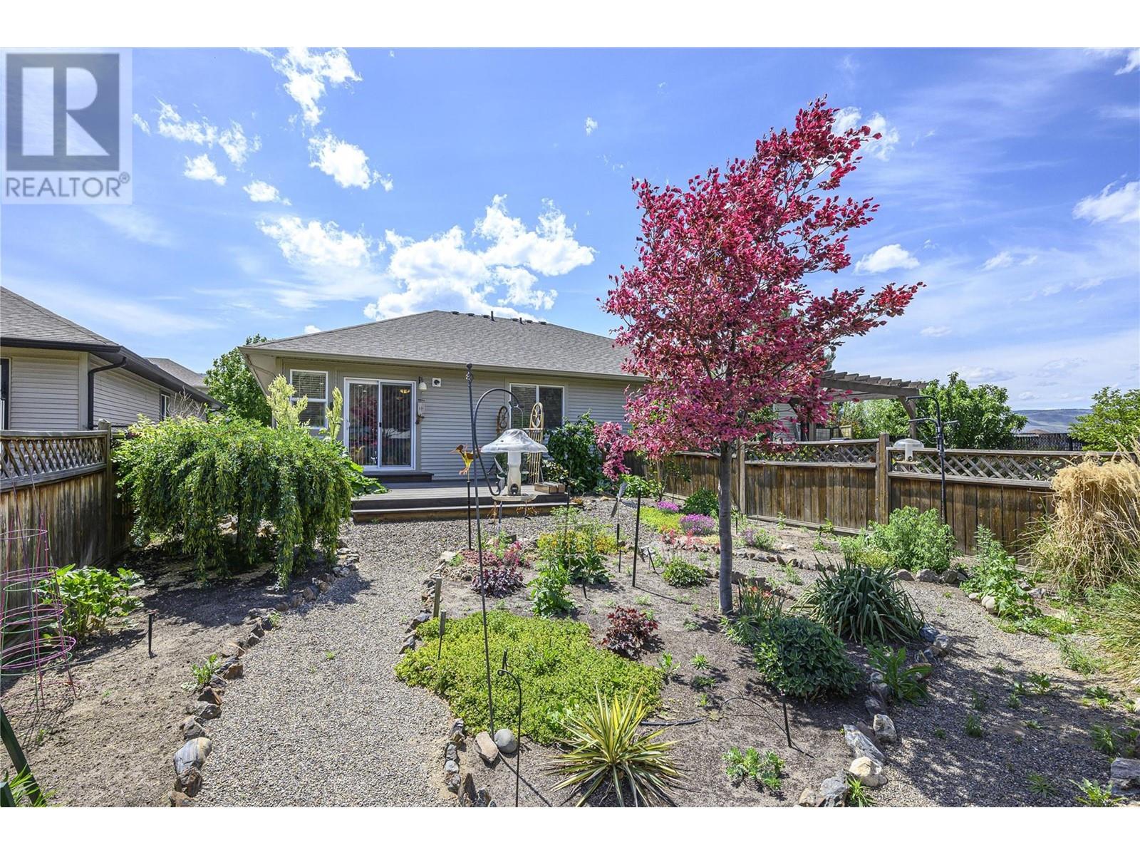 2592 Crestline Street Unit# 12, Kamloops, BC V2B0E7