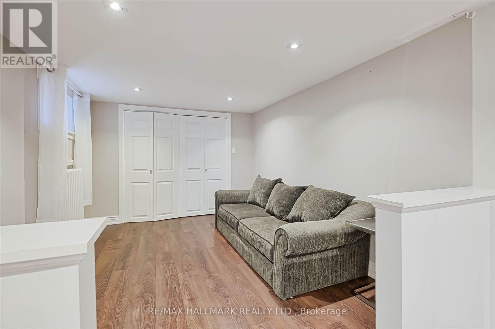 479 Ridelle Avenue, Toronto (Briar Hill-Belgravia), Ontario  M6B 1K6 - Photo 17 - W12178300