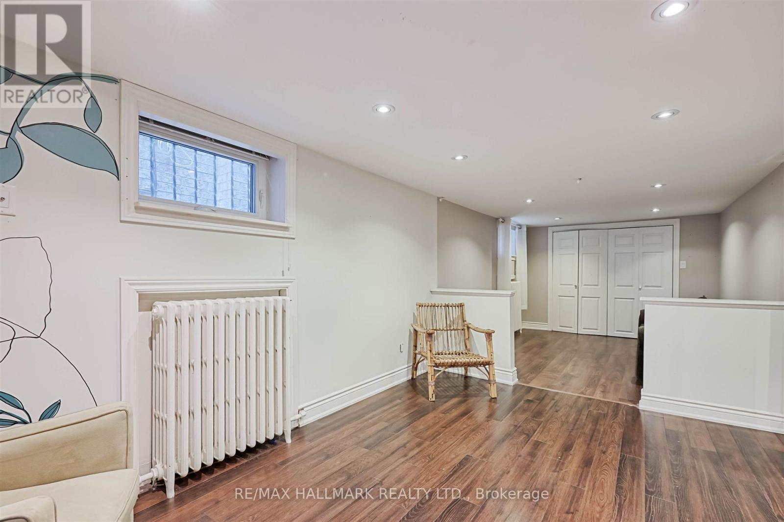 479 Ridelle Avenue, Toronto, Ontario  M6B 1K6 - Photo 18 - W12178300