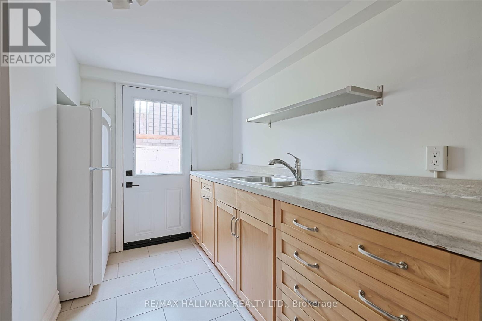479 Ridelle Avenue, Toronto (Briar Hill-Belgravia), Ontario  M6B 1K6 - Photo 20 - W12178300
