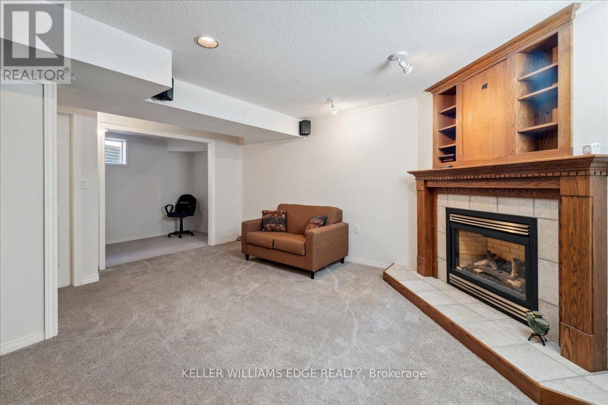 4150 Bianca Forest Drive, Burlington, Ontario  L7M 4L5 - Photo 36 - W12178355