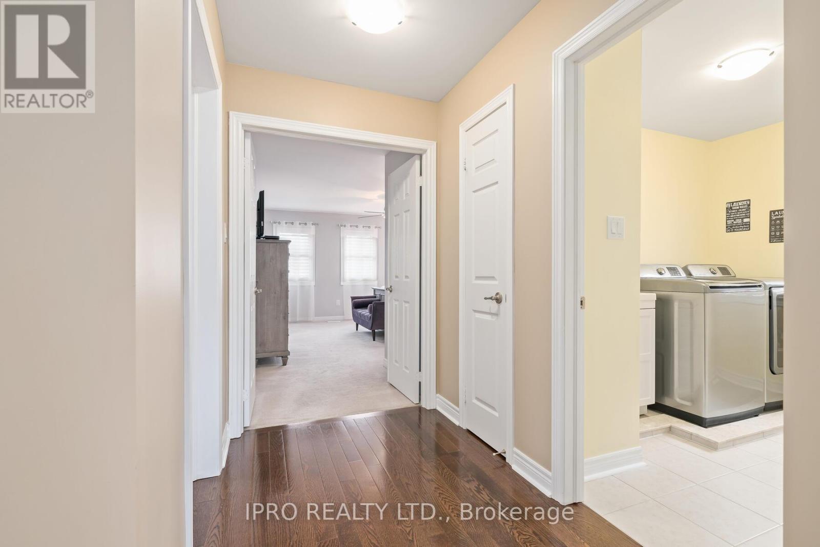 30 Wildflower Lane, Halton Hills (Georgetown), Ontario  L7G 0H5 - Photo 16 - W12178483