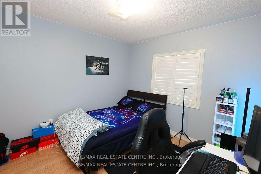 120 Bellchase Trail, Brampton, Ontario  L6P 3L3 - Photo 27 - W12178508