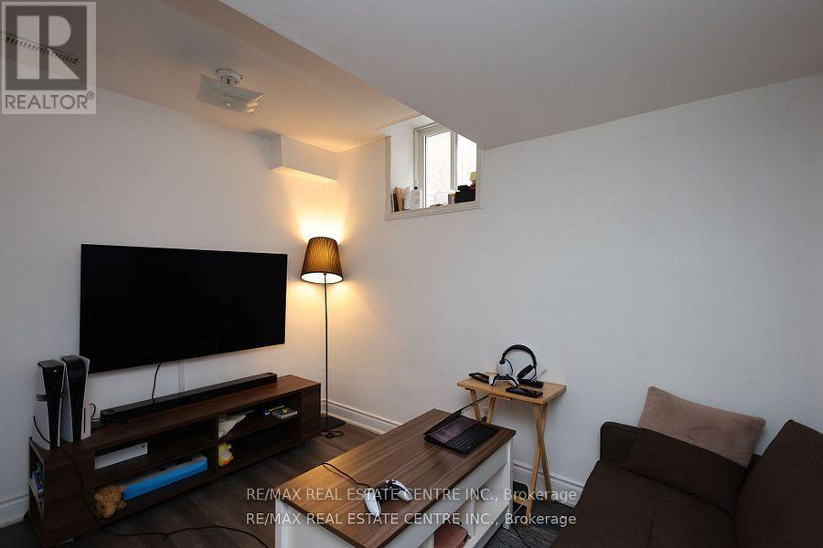 120 Bellchase Trail, Brampton, Ontario  L6P 3L3 - Photo 46 - W12178508