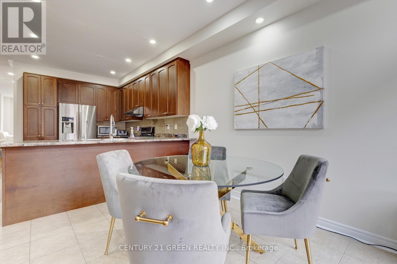 108 Lorenzo Circle, Brampton, Ontario  L6R 3N4 - Photo 22 - W12178517