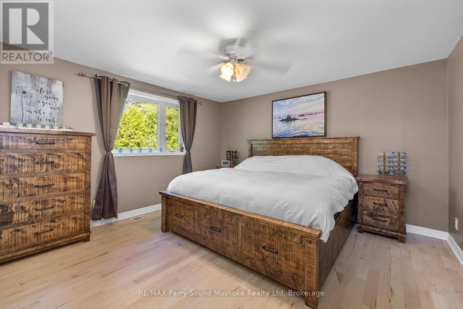 8 Pineridge Drive, Mcdougall, Ontario  P2A 2W9 - Photo 19 - X12178552