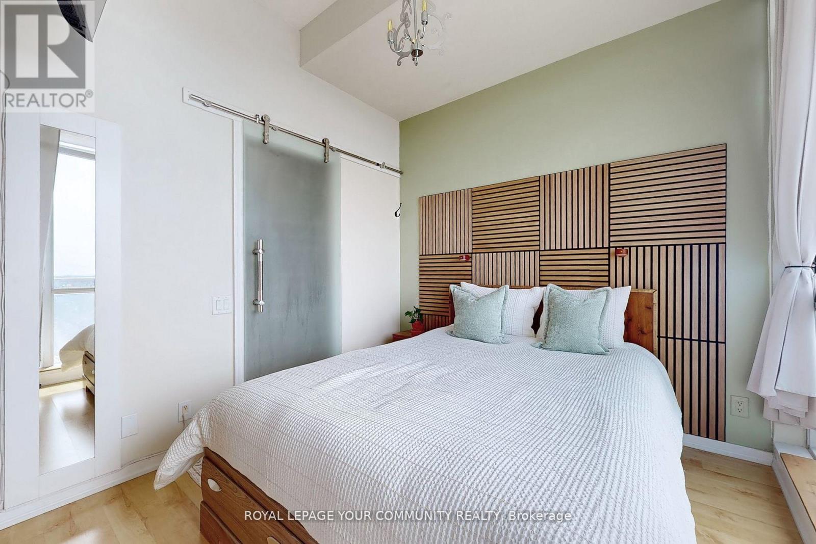 1902 - 30 Canterbury Place, Toronto, Ontario  M2N 0B9 - Photo 12 - C12175286