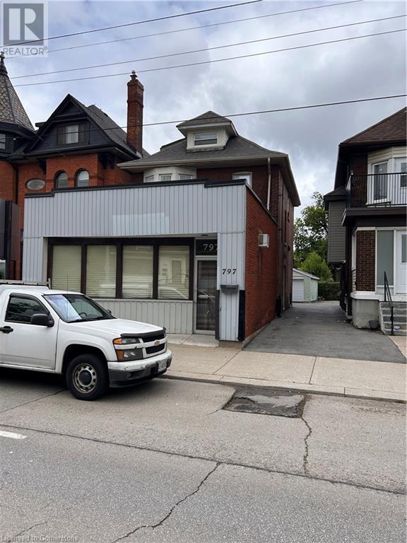 797 Main Street E, Hamilton, Ontario  L8M 1L5 - Photo 1 - 40734512