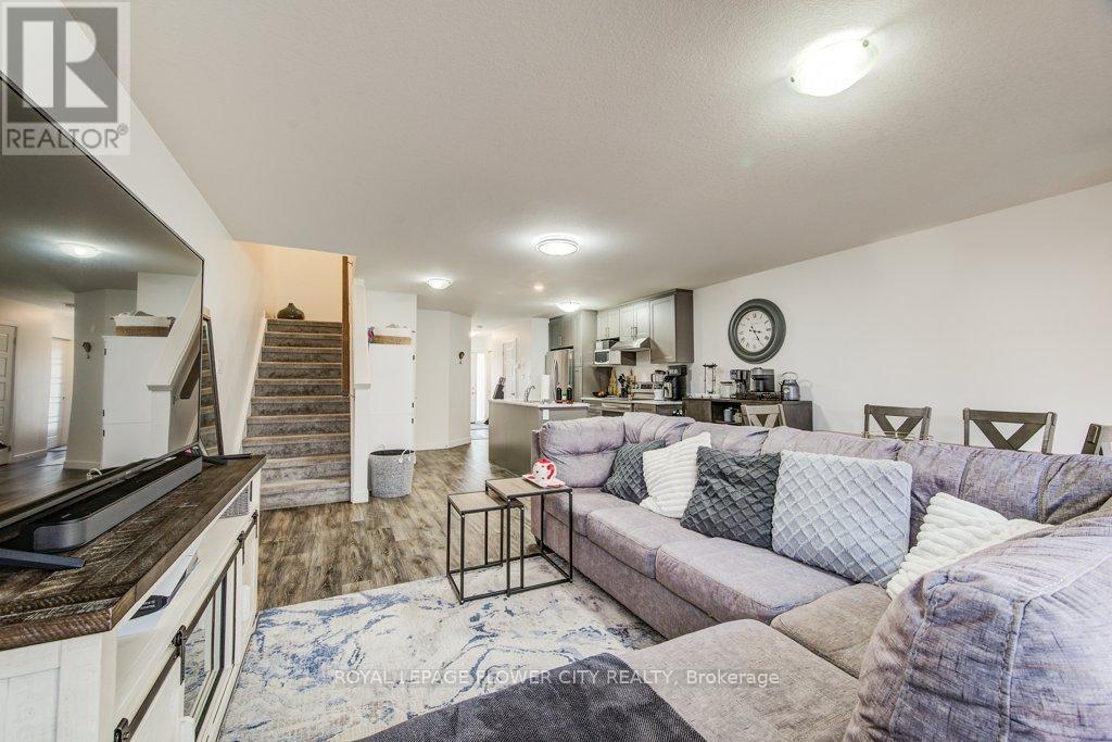 4 Pony Way, Kitchener, Ontario  N2R 1R2 - Photo 20 - X12178310