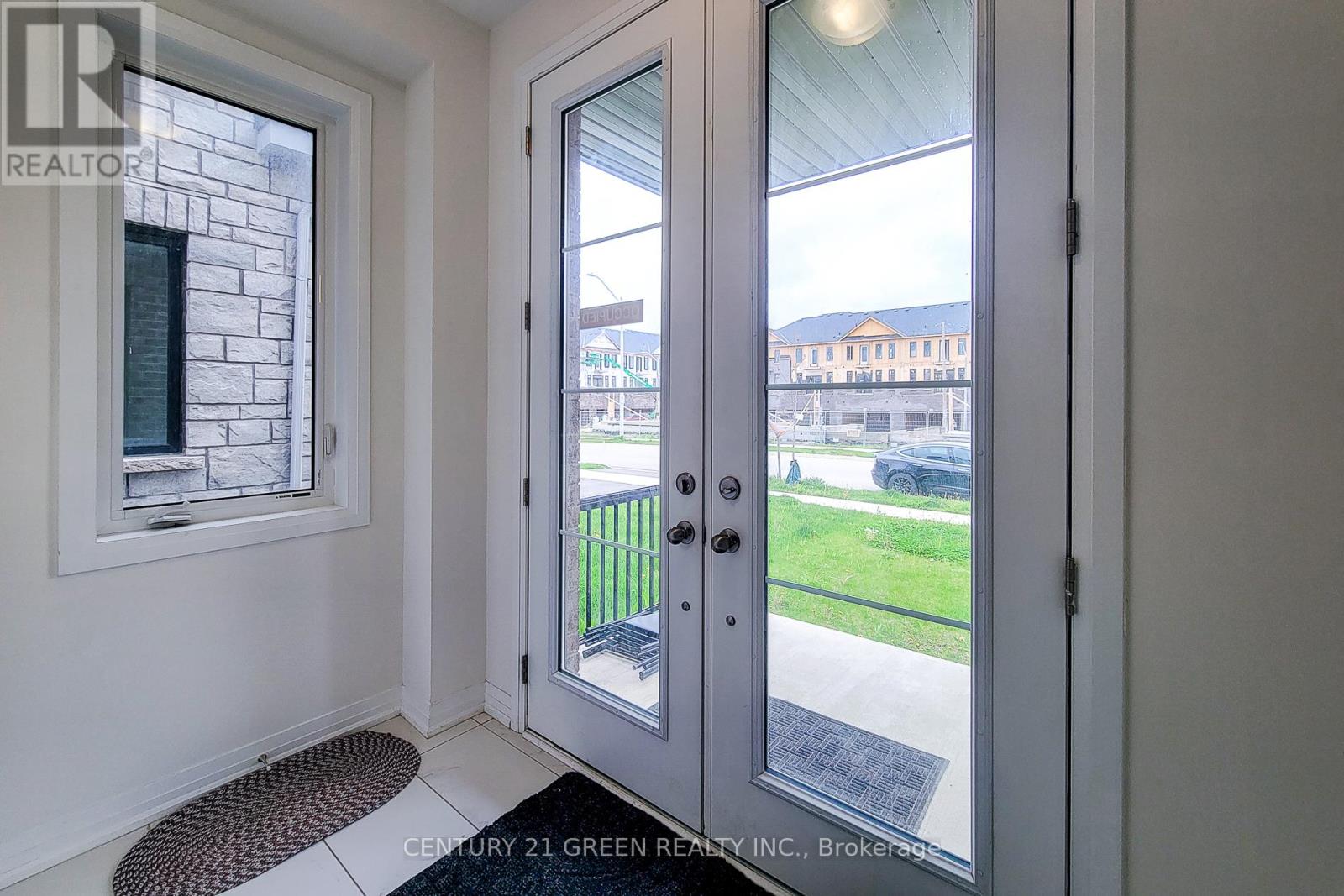 Property at 175 SPITFIRE DRIVE image 3