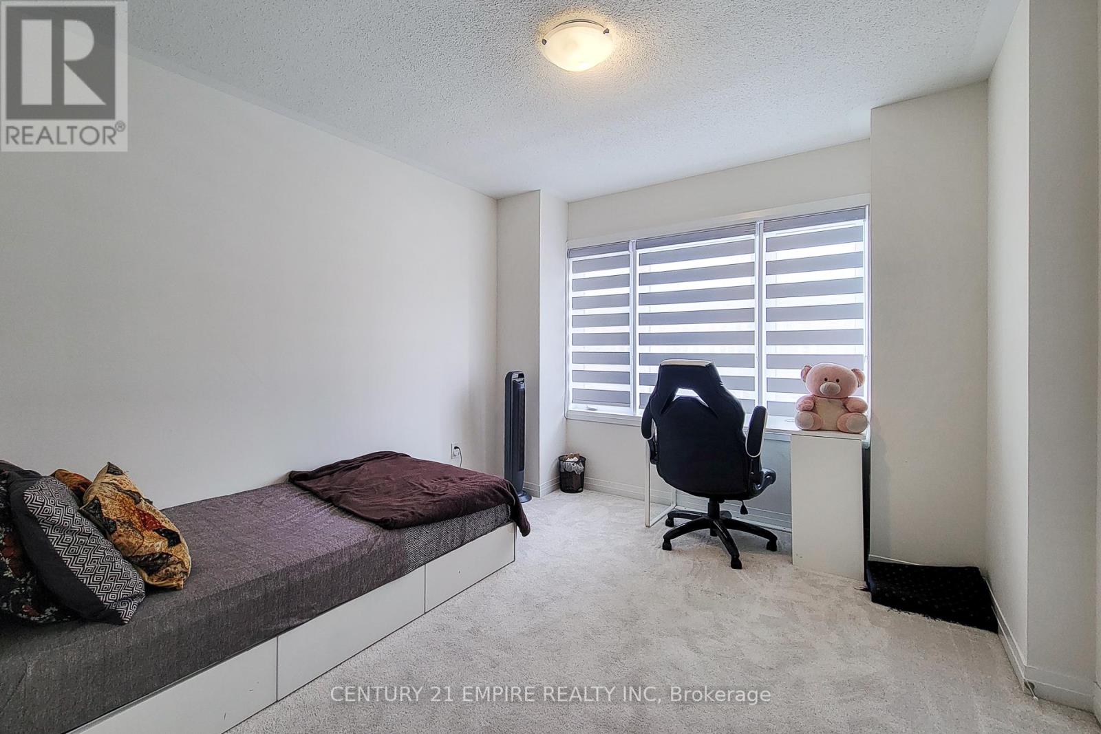175 Spitfire Drive, Hamilton (Mount Hope), Ontario  L0R 1W0 - Photo 30 - X12178493