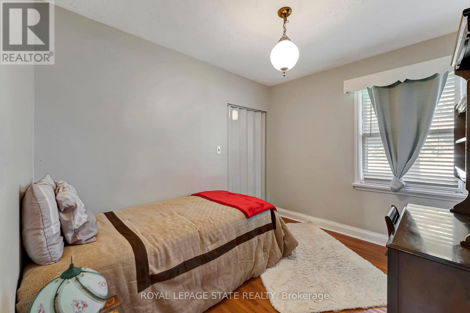 96 Gray Road, Hamilton, Ontario  L8G 3V1 - Photo 19 - X12178500
