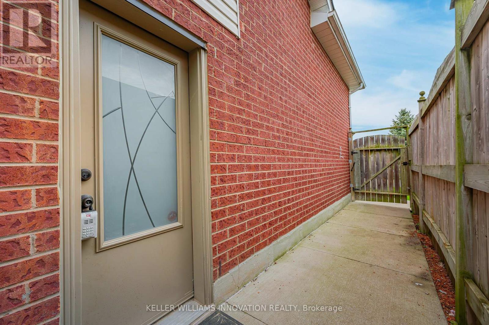 Lower - 57 Oak Hill Drive, Cambridge, Ontario  N1S 4Y8 - Photo 6 - X12178520