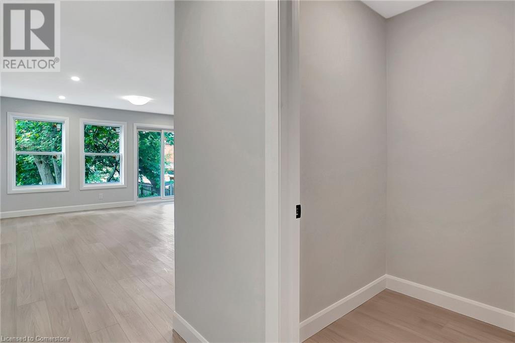 102 Spruce Street Unit# 2, Cambridge, Ontario  N1R 4K3 - Photo 9 - 40734281