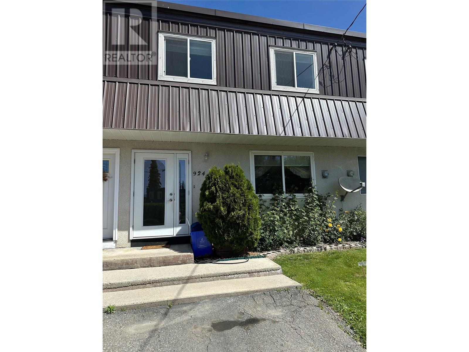 924 Dogwood Street Heights, Creston, BC V0B1G3
